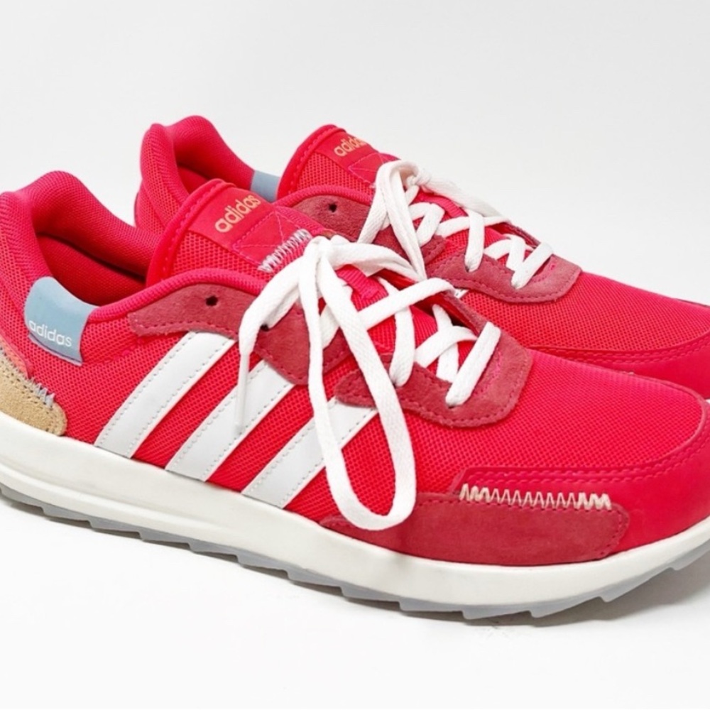 Adidas Women’s Retrorun in Shock Red, size 6.5